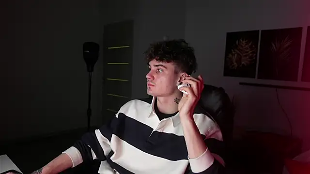 Nick Phillip online show from January 10, 2026, 2:45 pm