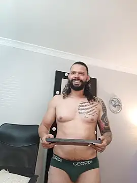 AlukardBig online show from November 11, 2025, 2:23 pm