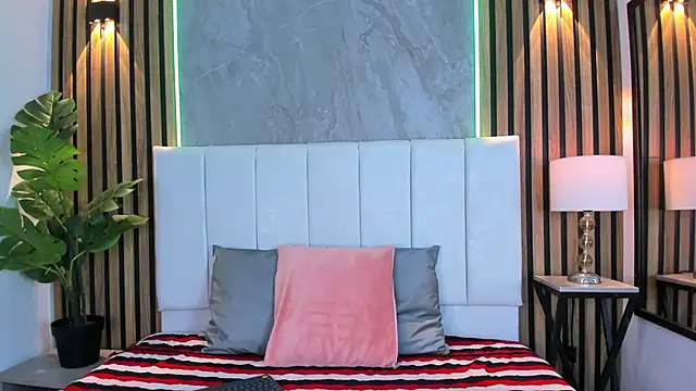 Snapshot of Sassha_ferrer chatting on February 13, 2026, 11:21 am Sassha ferrer online show from February 13, 2026, 11:21 am