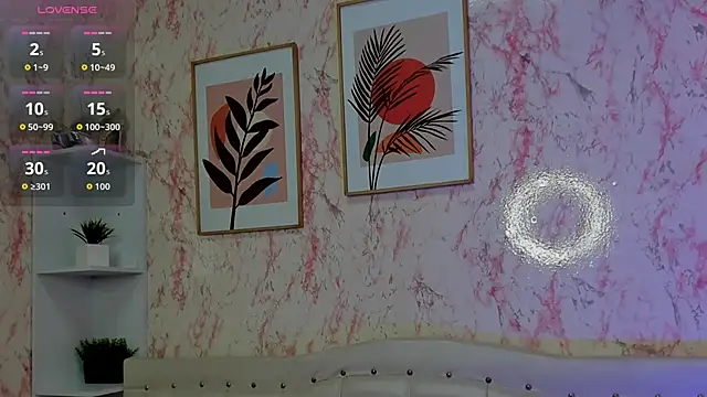 Snapshot of GabbiePrice chatting on November 6, 2025, 2:32 pm GabbiePrice online show from November 6, 2025, 2:32 pm