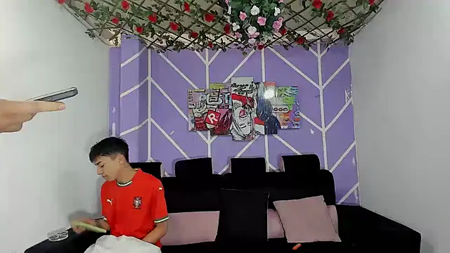 heyy noah11 online show from February 23, 2026, 1:33 pm