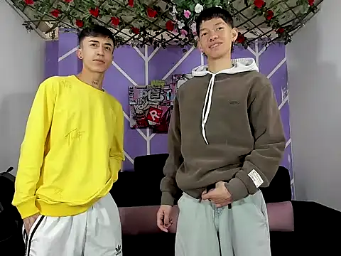 heyy noah11 online show from February 8, 2026, 1:31 pm