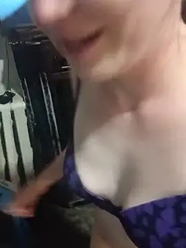 creamycouple69 online show from May 28, 2026, 1:50 pm