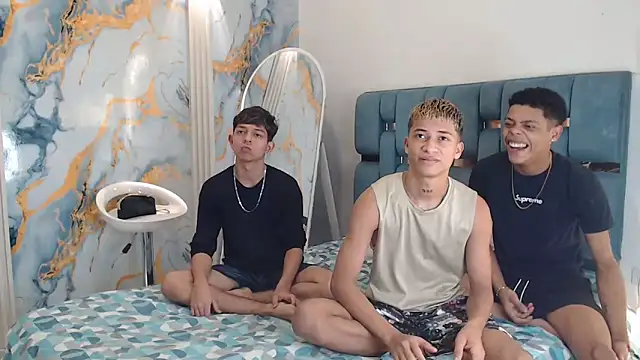 EMPIRE BOYS1 online show from May 14, 2026, 7:22 pm