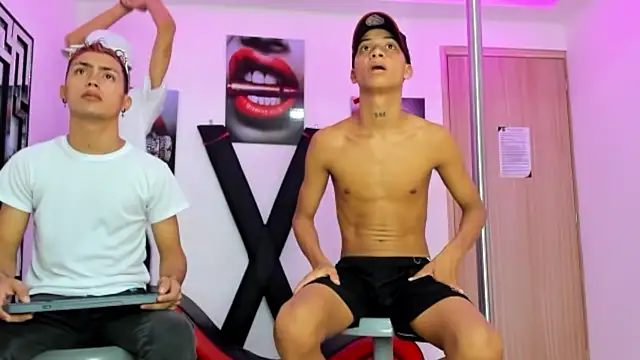 EMPIRE BOYS1 online show from October 22, 2025, 7:24 pm