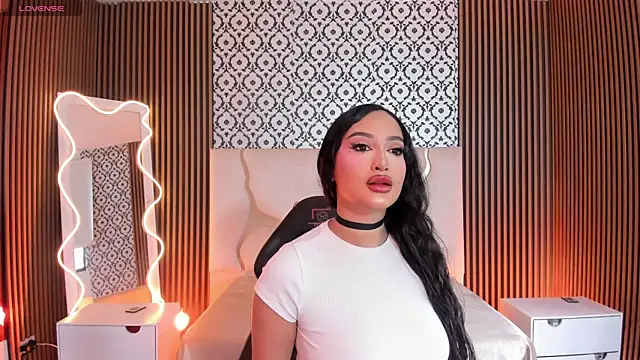 BEELLA TAY1 online show from April 19, 2026, 11:33 am