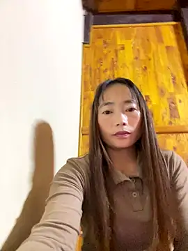 Snapshot of Maymay__ chatting on November 1, 2025, 2:40 am Maymay online show from November 1, 2025, 2:40 am