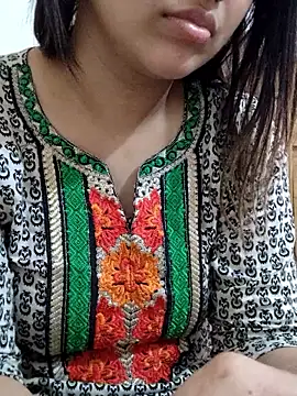 Tanha18 online show from November 22, 2025, 6:23 am