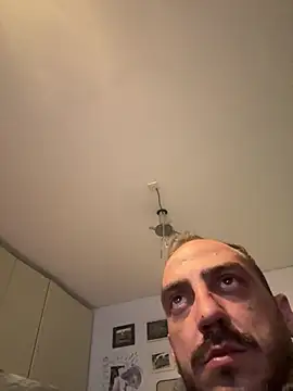 AlexGogo23 online show from April 6, 2026, 12:39 am