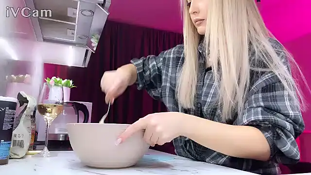 Snapshot of Biryanna chatting on February 10, 2026, 6:07 pm Biryanna online show from February 10, 2026, 6:07 pm