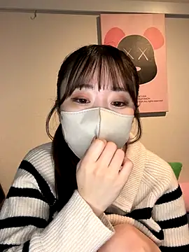 Snapshot of yura_ra_ra chatting on December 15, 2025, 3:23 am yura ra ra online show from December 15, 2025, 3:23 am