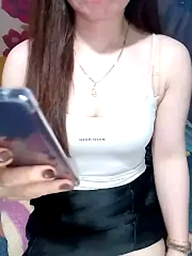 LeanaLy online show from March 19, 2026, 2:55 am