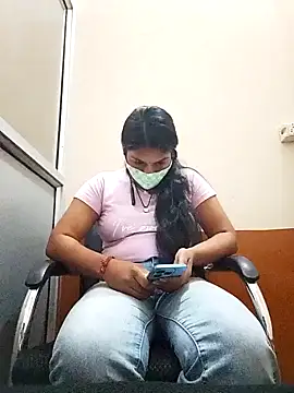 Snapshot of PG_girl_12th chatting on October 13, 2025, 7:21 am PG girl 12th online show from October 13, 2025, 7:21 am