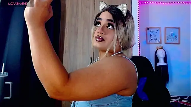 Sofiabigcock22 online show from February 13, 2026, 10:37 am