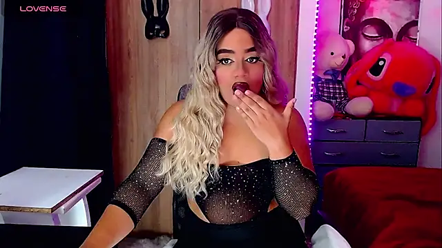 Sofiabigcock22 online show from October 17, 2025, 11:23 am