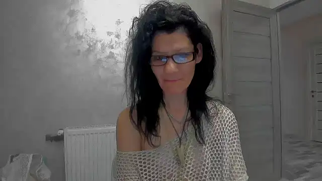 SweetSin40 online show from February 14, 2026, 8:09 pm