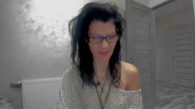 SweetSin40 online show from February 5, 2026, 8:59 pm