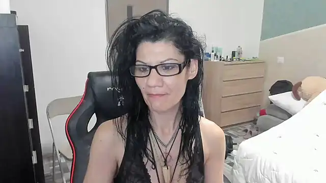 SweetSin40 online show from March 19, 2026, 9:04 pm