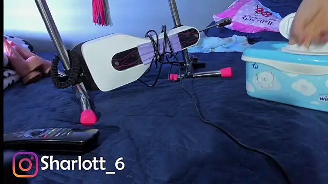 Sharlott smith online show from November 24, 2025, 9:37 pm