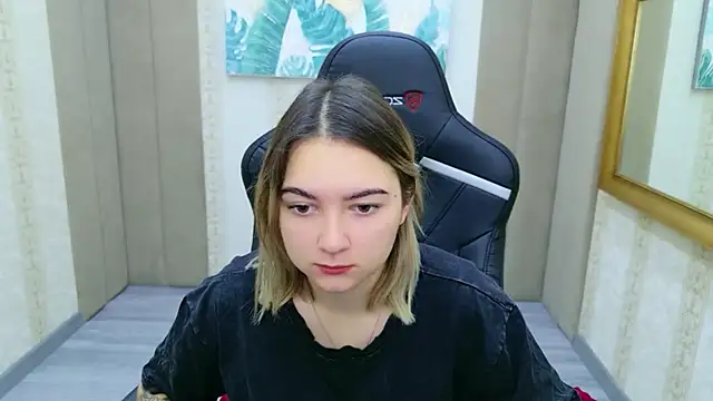 Snapshot of Dana_Beck chatting on December 1, 2025, 9:04 pm Dana Beck online show from December 1, 2025, 9:04 pm