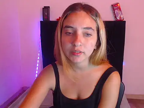 mandyy petite online show from October 17, 2025, 2:48 am