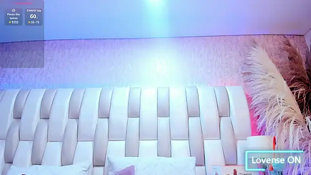 Ari lynn  online show from April 9, 2026, 3:41 am