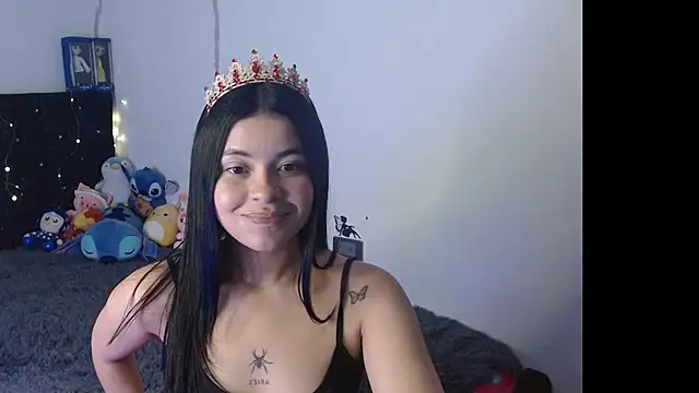 Snapshot of Megan_ve chatting on November 19, 2025, 2:11 am Megan ve online show from November 19, 2025, 2:11 am