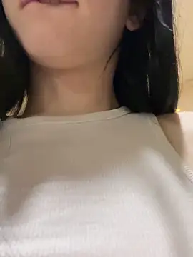  LovelyDana  online show from December 21, 2025, 7:04 pm