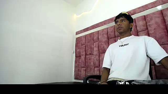 Mick storm online show from April 18, 2026, 7:07 pm