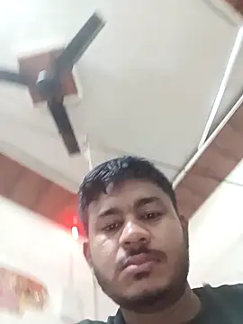 GlossyDare1823 online show from November 28, 2025, 11:27 pm