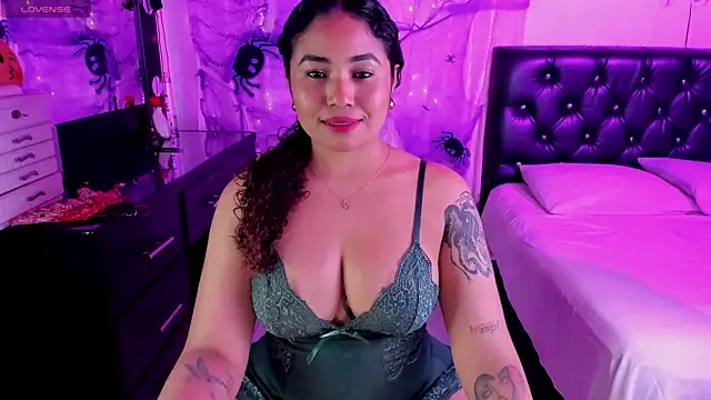 yournaughtysecret  online show from October 14, 2025, 12:44 am