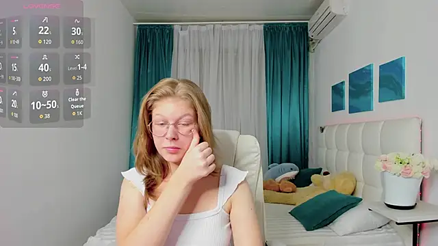 Snapshot of Angelie__Eyes chatting on October 23, 2025, 2:49 pm Angelie  Eyes online show from October 23, 2025, 2:49 pm
