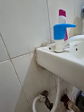 Snapshot of crawlerdrill chatting on December 2, 2025, 1:28 am crawlerdrill online show from December 2, 2025, 1:28 am