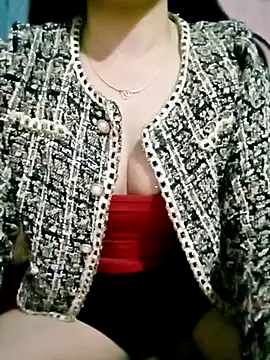 SansanCii online show from October 22, 2025, 11:36 pm