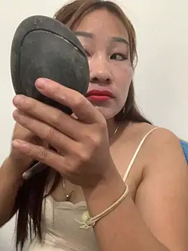 Snapshot of Linh_sexyy chatting on April 13, 2026, 11:53 pm Linh sexyy online show from April 13, 2026, 11:53 pm