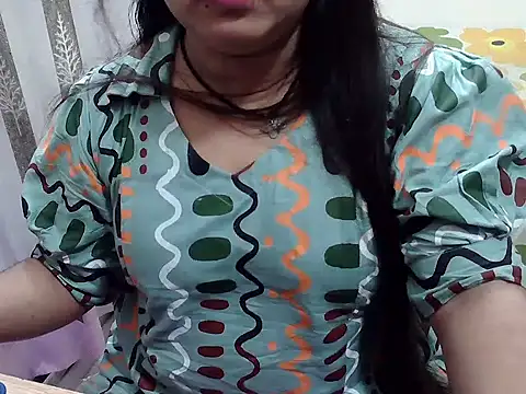 SexyRani2000 online show from October 18, 2025, 5:04 pm