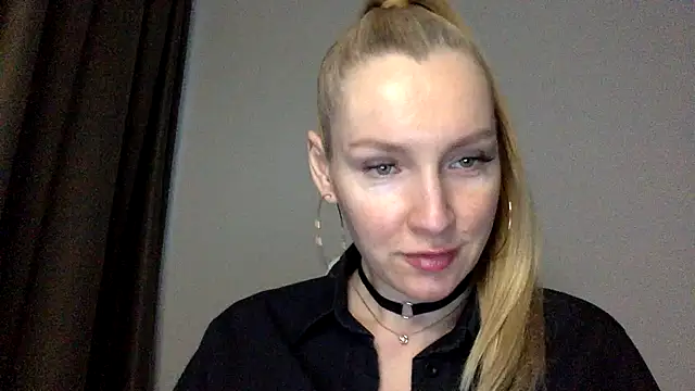 Snapshot of Neralith chatting on June 15, 2026, 5:23 pm Neralith online show from June 15, 2026, 5:23 pm