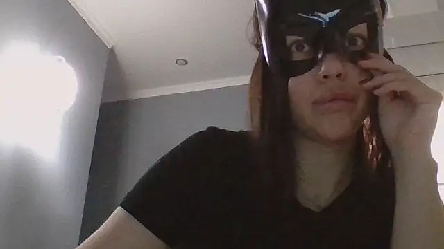 Snapshot of Yanorell chatting on February 11, 2026, 6:52 pm Yanorell online show from February 11, 2026, 6:52 pm