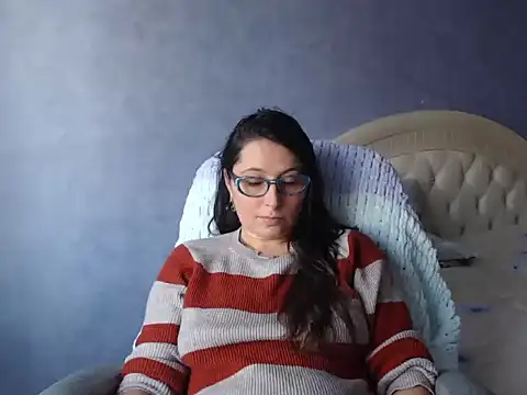 LuckyLisa23 online show from October 28, 2025, 10:36 am