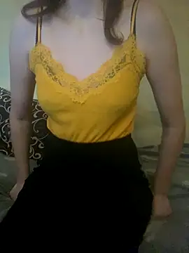 KittieCreme online show from December 4, 2025, 9:41 am