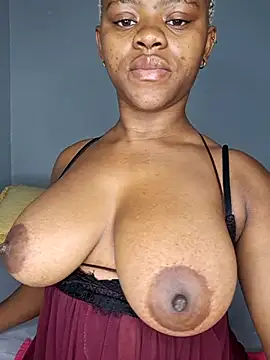 Snapshot of certifiedhottie2025 chatting on February 25, 2026, 8:14 am certifiedhottie2025 online show from February 25, 2026, 8:14 am