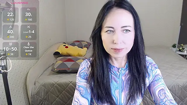 beautiful moon3 online show from April 14, 2026, 2:44 pm