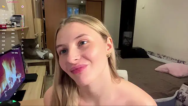 Snapshot of VictoriaMystery chatting on November 5, 2025, 2:31 pm VictoriaMystery online show from November 5, 2025, 2:31 pm