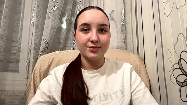 DaisyMolly online show from October 27, 2025, 4:41 pm