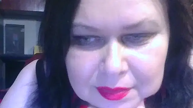 CharleeKendall online show from November 12, 2025, 7:29 pm