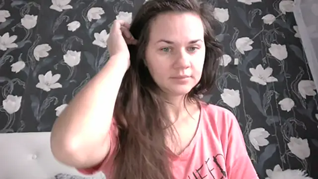 Snapshot of GiaaCaranggi chatting on December 15, 2025, 8:42 am GiaaCaranggi online show from December 15, 2025, 8:42 am