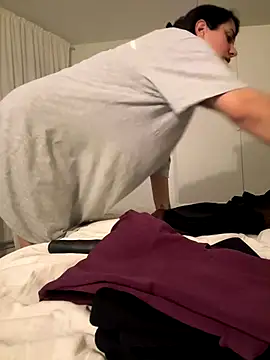 mamimamacitaaa online show from November 1, 2025, 3:28 pm