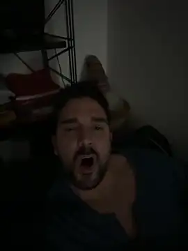 ReDiBastoni90 online show from October 26, 2025, 11:27 pm