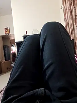 Memonsait1 online show from December 22, 2025, 4:01 am