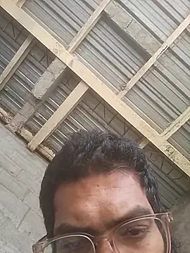 Memonsait1 online show from December 4, 2025, 7:18 am